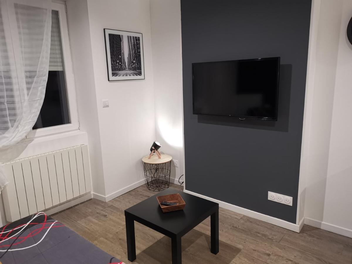Studio Cosy Au Pied Du Metro Flachet 维勒班 外观 照片